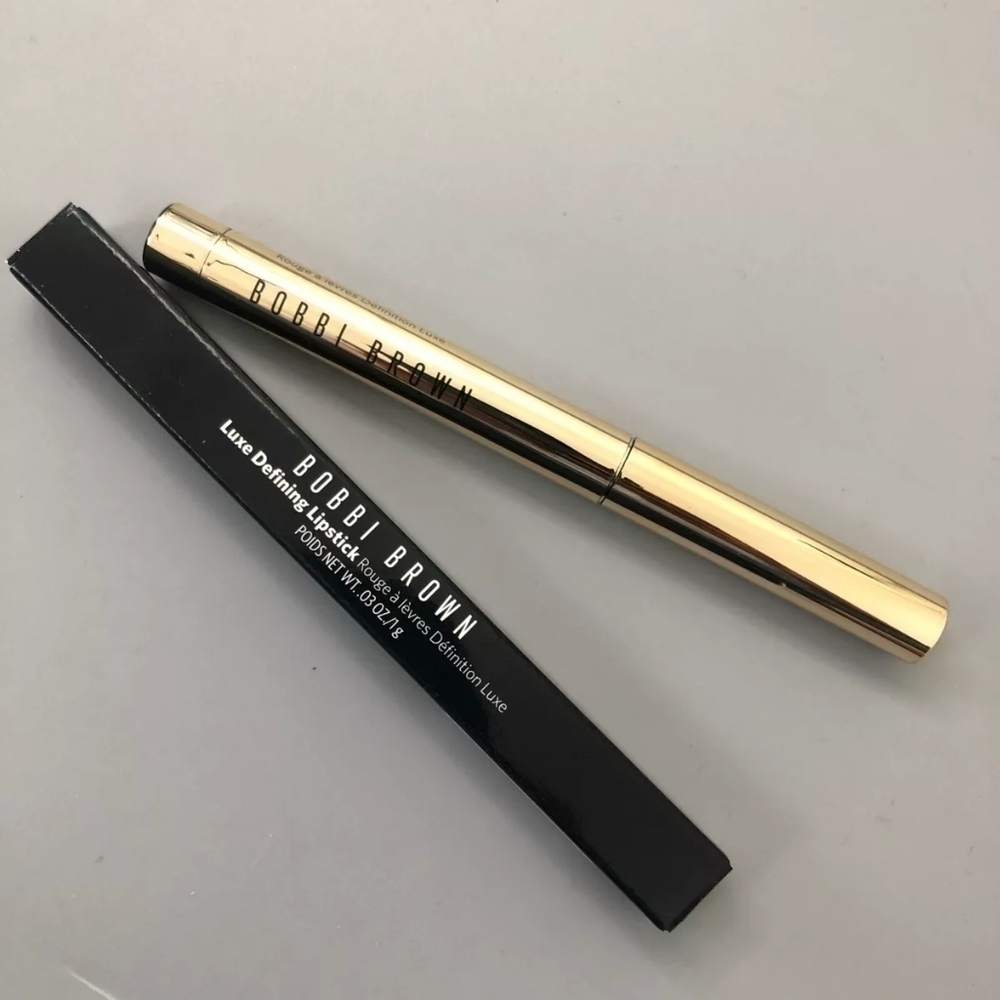 NEW Bobbi Brown Red Luxe Defining Lipstick REDEFINED Full Size 💋 Red